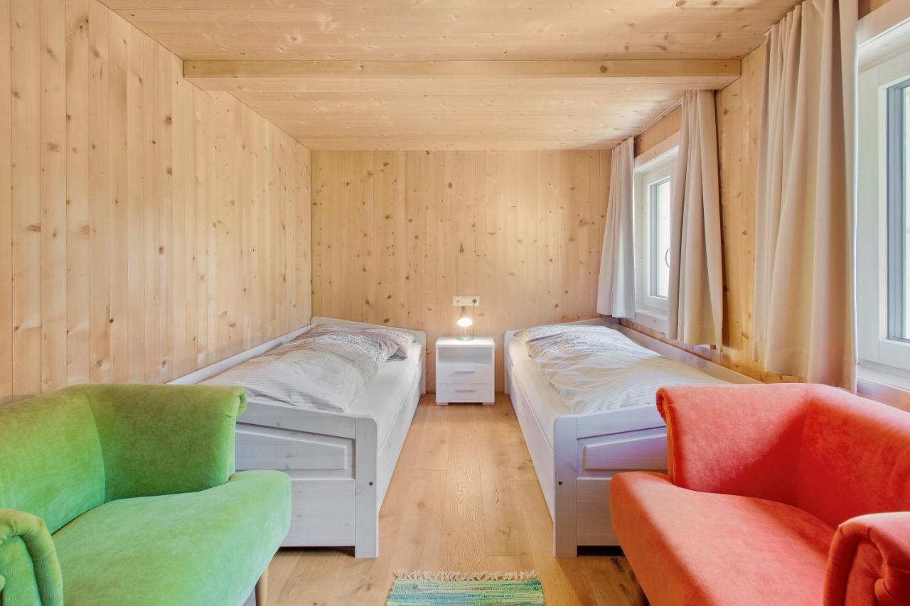 Haus Berghof Bed & Breakfast Schroecken Exterior photo